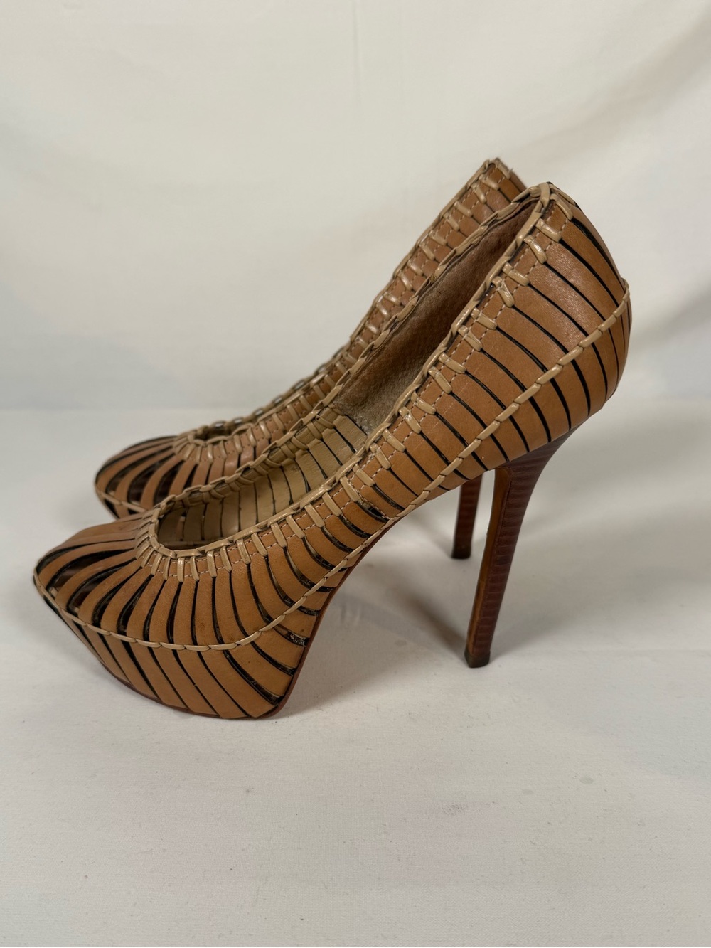 Report Signature Caylor Platform Heels - Size 7